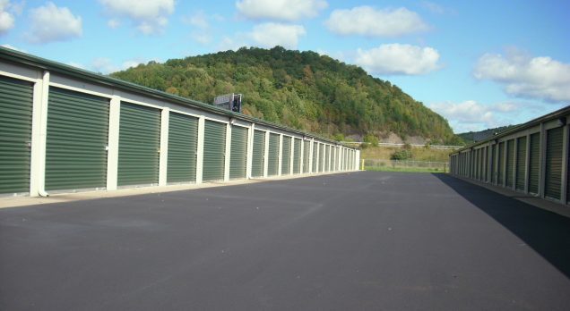 Storage Units blacktop